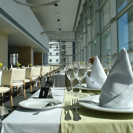 Hotel Vip Executive Azores 4*