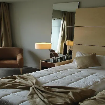 Hotel Vip Executive Azores 4*