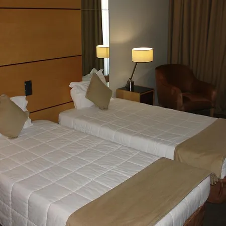 Vip Executive Azores Hotel 4*