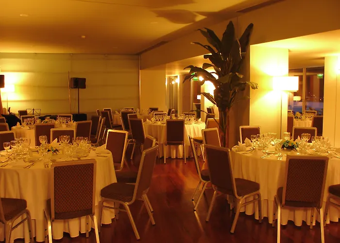 Vip Executive Azores Hotel 4*