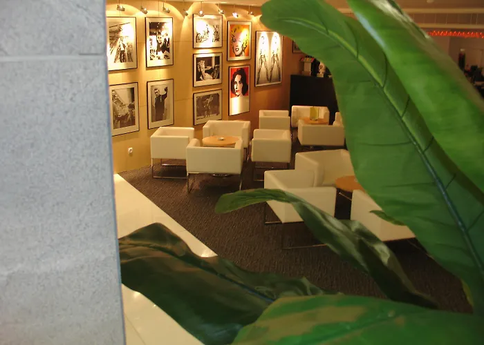 Vip Executive Azores Hotel 4*