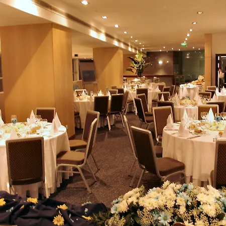 Vip Executive Azores Hotel 4*