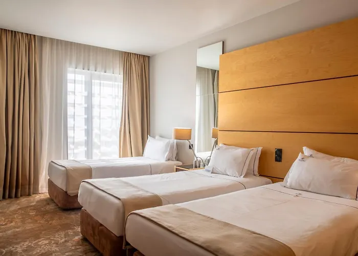 Vip Executive Azores Hotel 4*