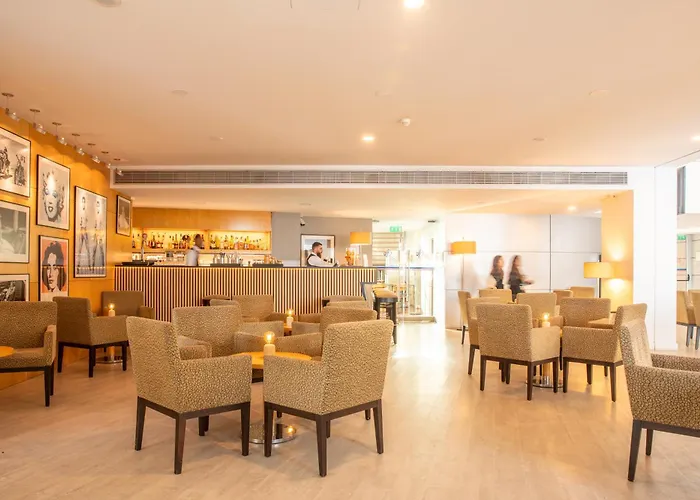 Hotel Vip Executive Azores 4*